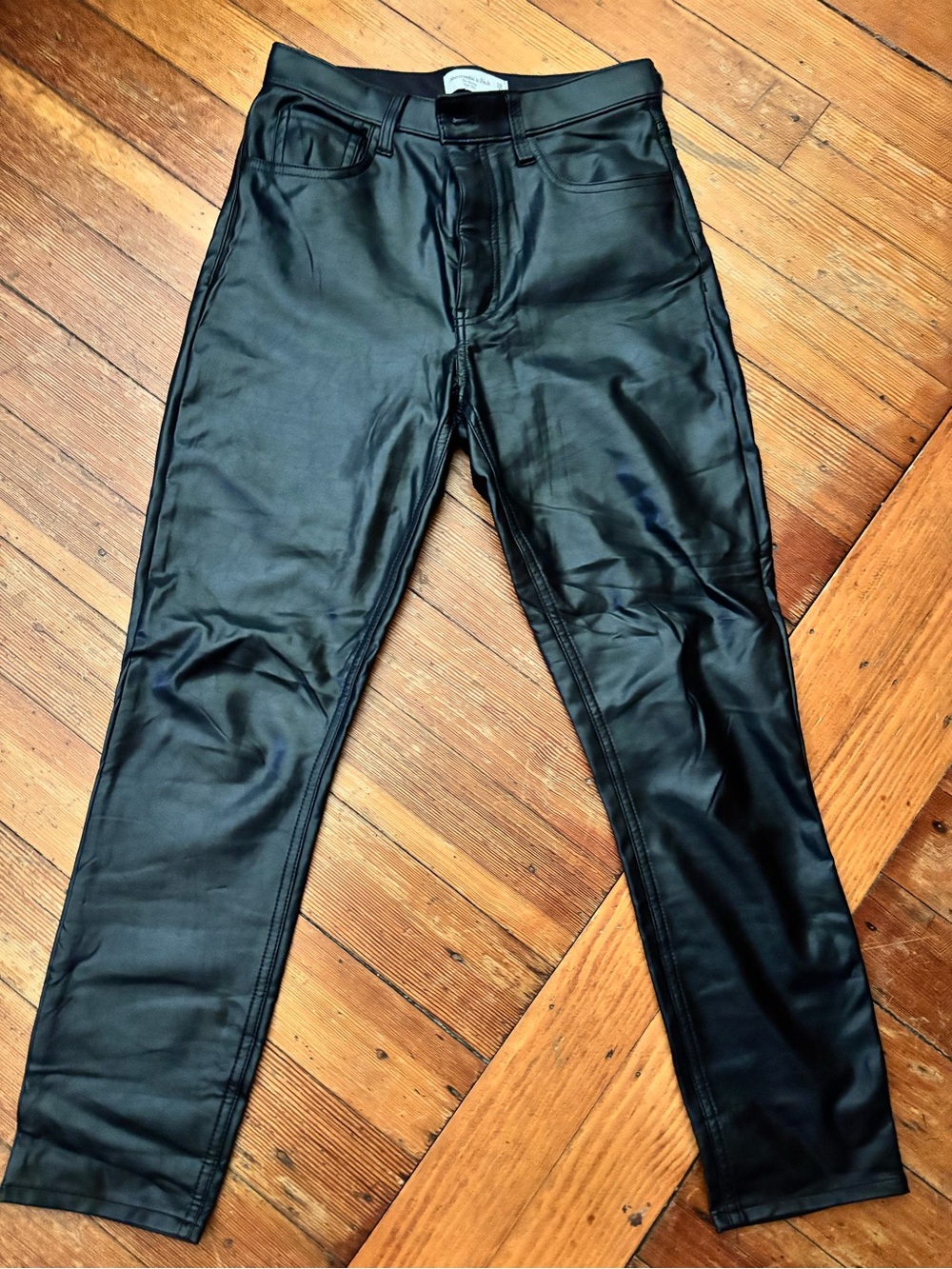 Abercrombie & Fitch Women’s Black Skinny Faux Leather Pants